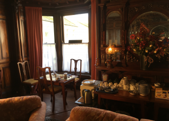 Breakfast Room